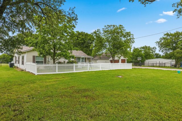 7635 County Road 4209, Campbell, TX 75422