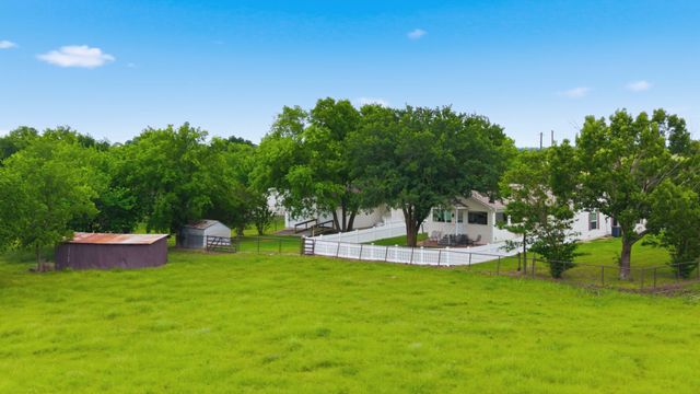 7635 County Road 4209, Campbell, TX 75422