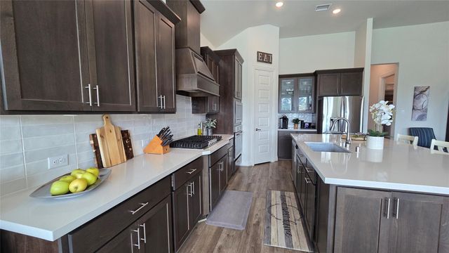 41015 Kimber Lane, Magnolia, TX 77354