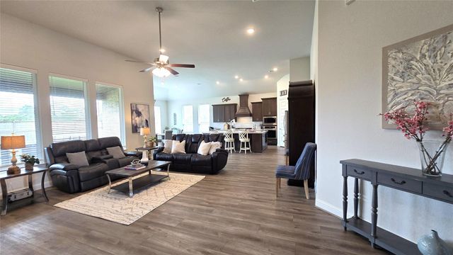 41015 Kimber Lane, Magnolia, TX 77354