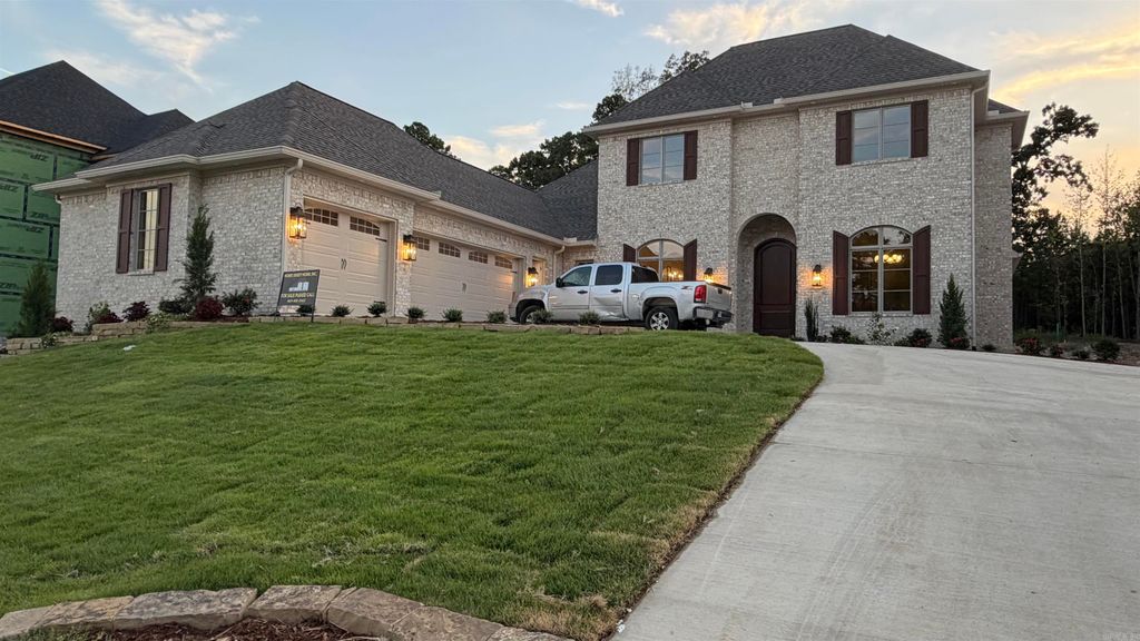 64 Miramont Circle, Little Rock, AR 72223