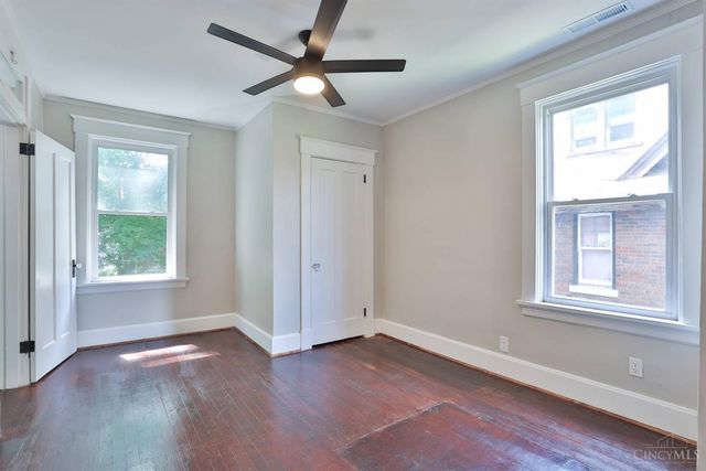 2915 Fischer Place, Cincinnati, OH 45211