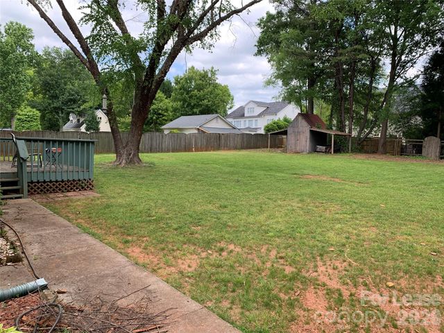 16518 Greenfarm Road, Huntersville, NC 28078
