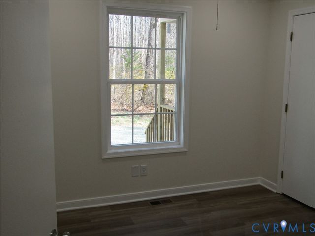 5705 Community House Rd, Columbia, VA 23038