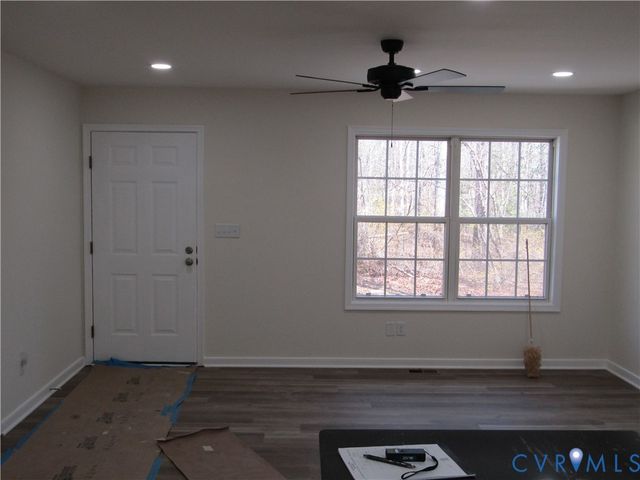 5705 Community House Rd, Columbia, VA 23038