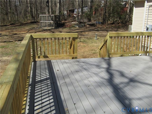 5705 Community House Rd, Columbia, VA 23038