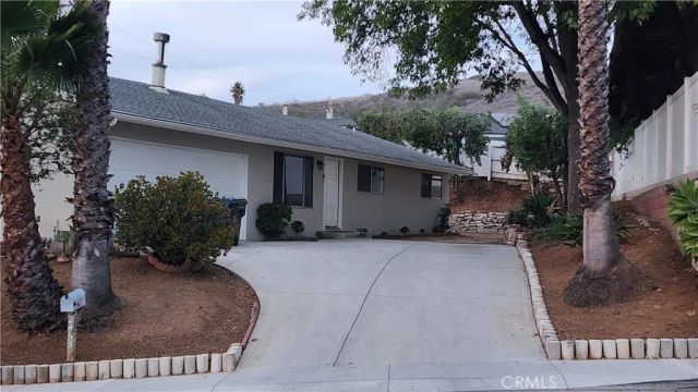 2453 Los Feliz, Thousand Oaks, CA 91362