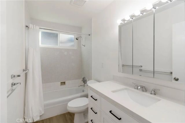 2453 Los Feliz, Thousand Oaks, CA 91362