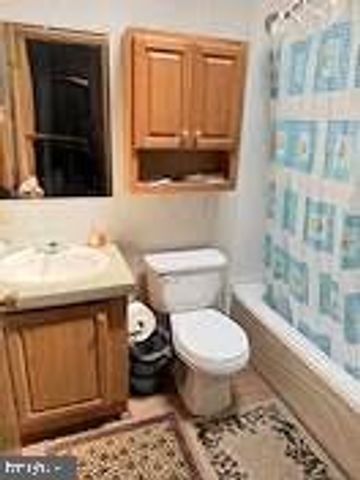 17002 OAKLEIGH WAY, Hagerstown, MD 21740