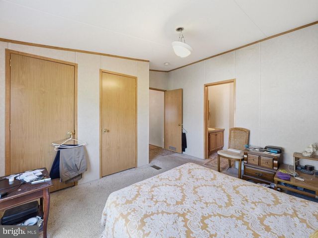 17002 OAKLEIGH WAY, Hagerstown, MD 21740