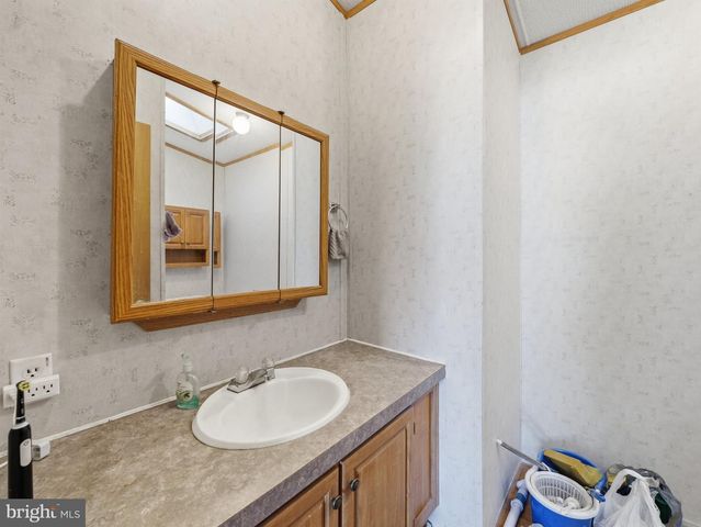 17002 OAKLEIGH WAY, Hagerstown, MD 21740