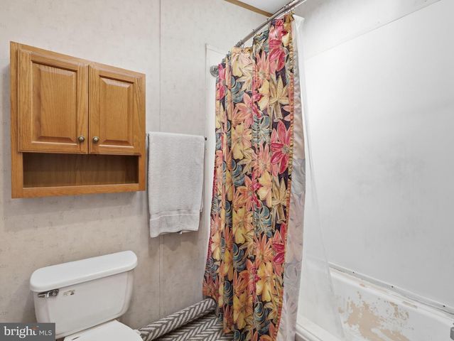 17002 OAKLEIGH WAY, Hagerstown, MD 21740