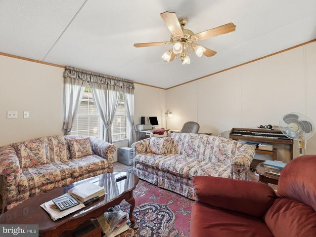 17002 OAKLEIGH WAY, Hagerstown, MD 21740