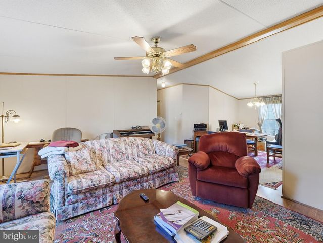 17002 OAKLEIGH WAY, Hagerstown, MD 21740