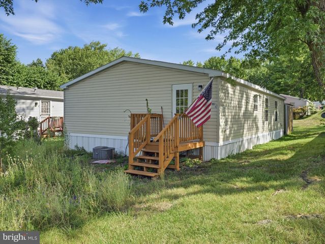 17002 OAKLEIGH WAY, Hagerstown, MD 21740