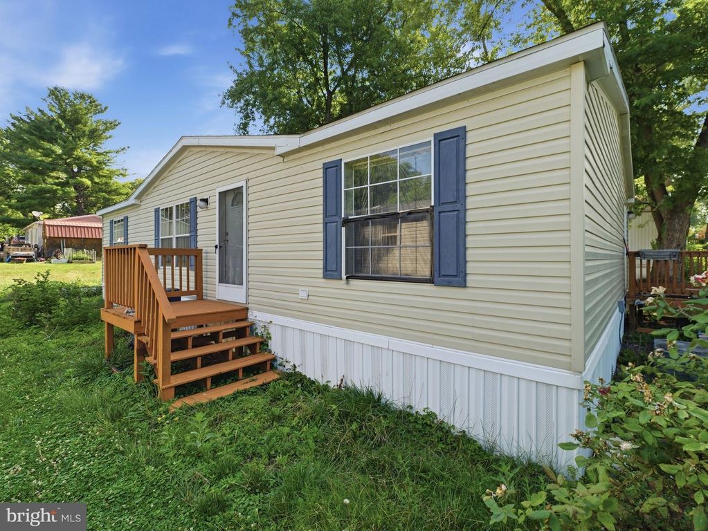17002 OAKLEIGH WAY, Hagerstown, MD 21740
