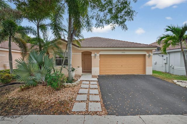 1956 Pisces Ter 1956, Weston, FL 33327