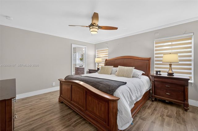 1956 Pisces Ter 1956, Weston, FL 33327