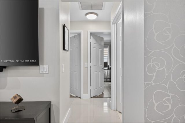 1956 Pisces Ter 1956, Weston, FL 33327