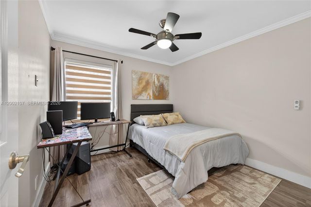 1956 Pisces Ter 1956, Weston, FL 33327