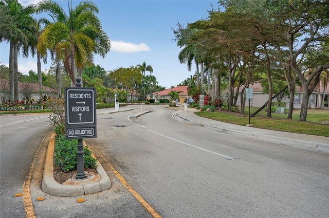 1956 Pisces Ter 1956, Weston, FL 33327