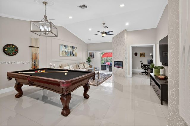 1956 Pisces Ter 1956, Weston, FL 33327