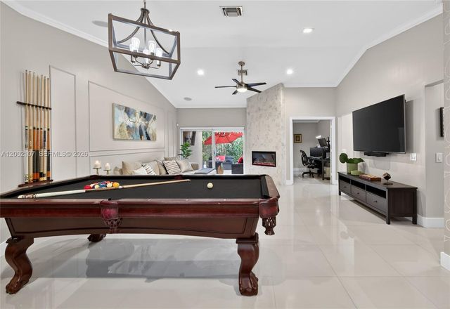 1956 Pisces Ter 1956, Weston, FL 33327