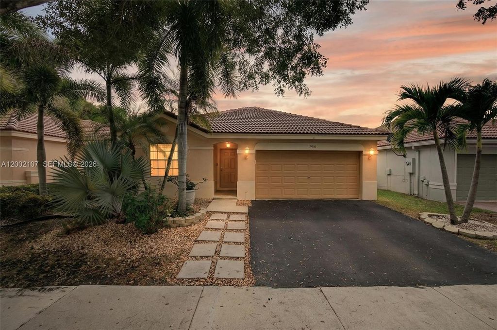 1956 Pisces Ter 1956, Weston, FL 33327