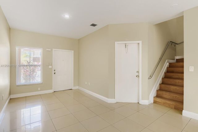 7663 N Southwood, Davie, FL 33328