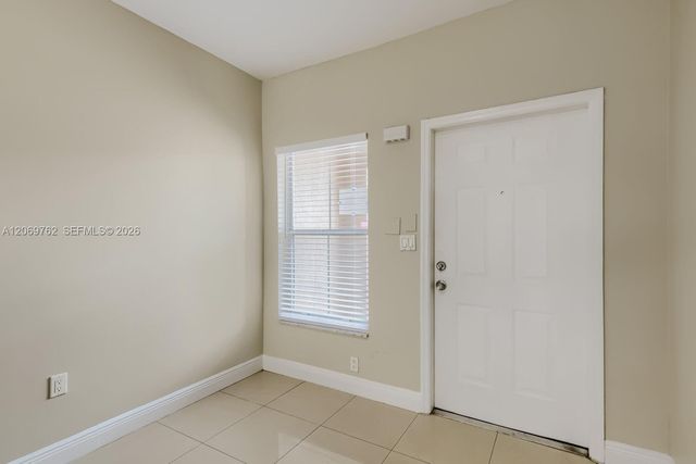 7663 N Southwood, Davie, FL 33328