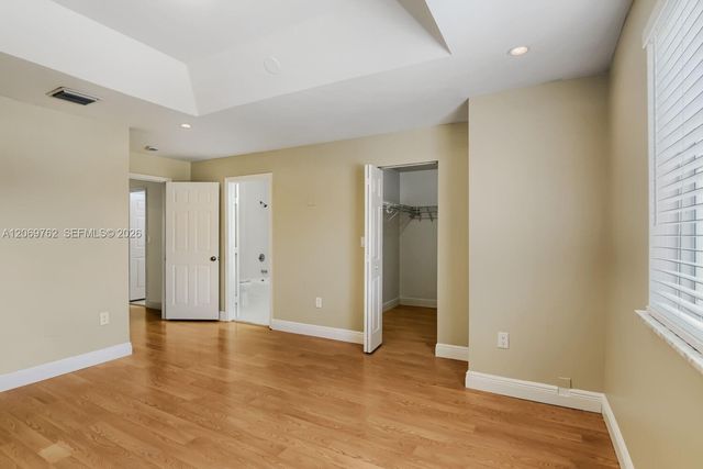 7663 N Southwood, Davie, FL 33328