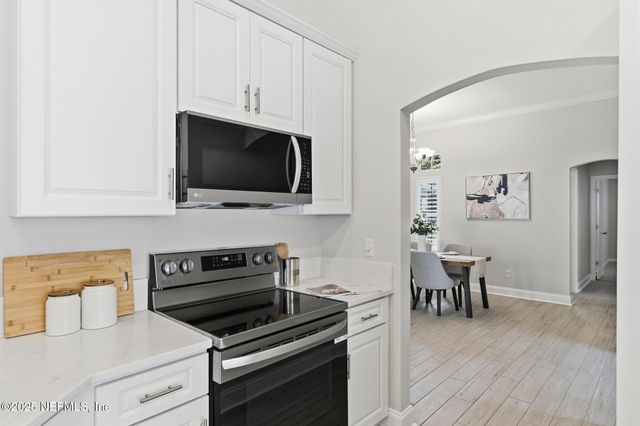 701 LAKE STONE Circle, Ponte Vedra Beach, FL 32082