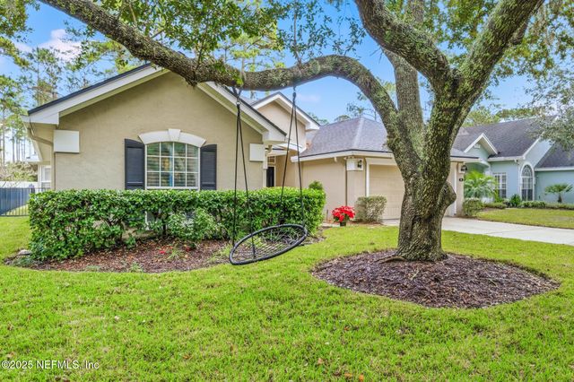 701 LAKE STONE Circle, Ponte Vedra Beach, FL 32082