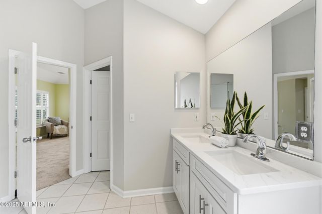 701 LAKE STONE Circle, Ponte Vedra Beach, FL 32082