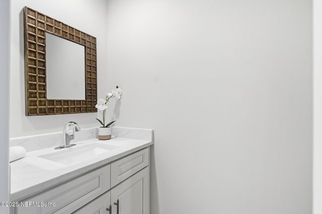 701 LAKE STONE Circle, Ponte Vedra Beach, FL 32082