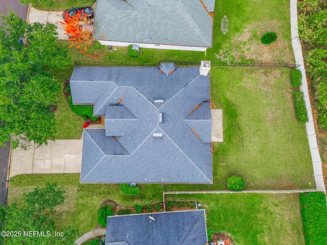 701 LAKE STONE Circle, Ponte Vedra Beach, FL 32082