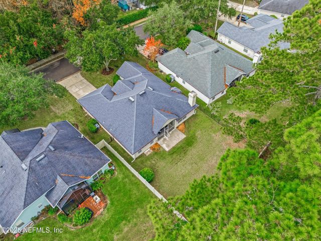 701 LAKE STONE Circle, Ponte Vedra Beach, FL 32082