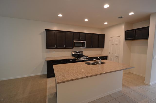 1523 W MARLIN Drive, Chandler, AZ 85286