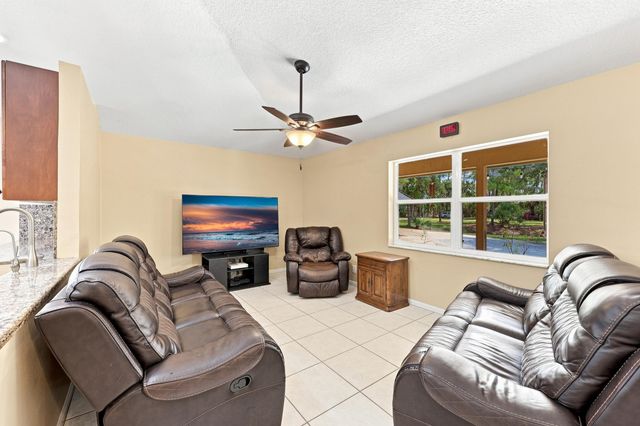 2195 F Road, Loxahatchee, FL 33470