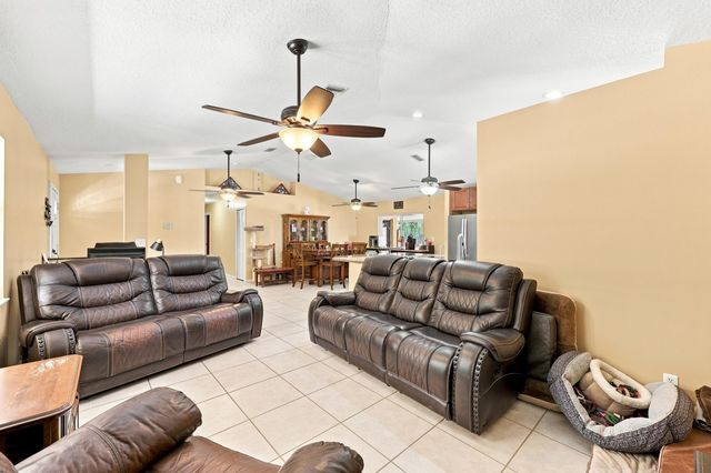 2195 F Road, Loxahatchee, FL 33470