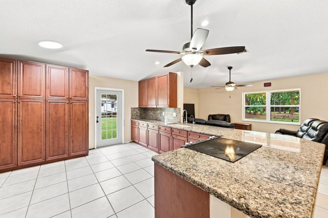 2195 F Road, Loxahatchee, FL 33470