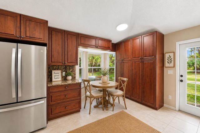 2195 F Road, Loxahatchee, FL 33470