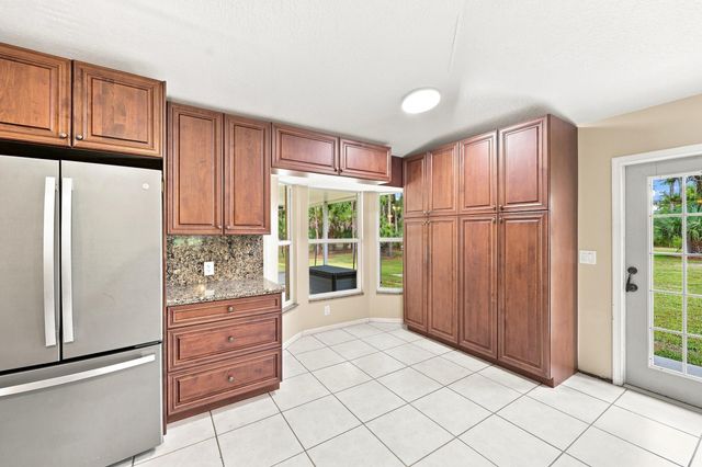 2195 F Road, Loxahatchee, FL 33470