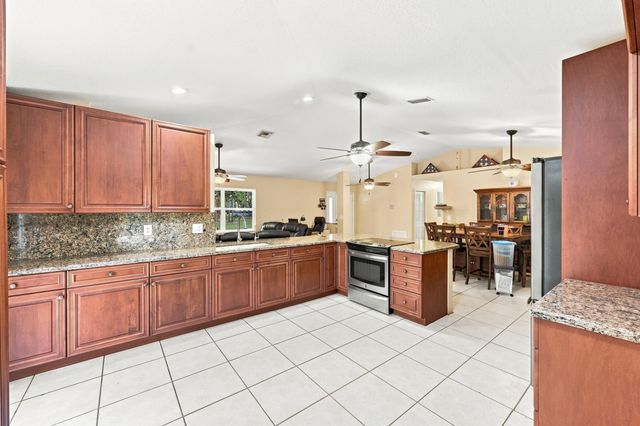 2195 F Road, Loxahatchee, FL 33470