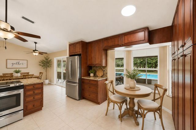 2195 F Road, Loxahatchee, FL 33470