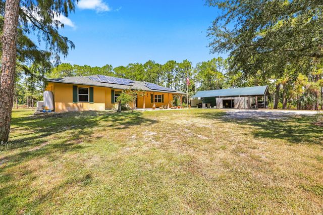 2195 F Road, Loxahatchee, FL 33470