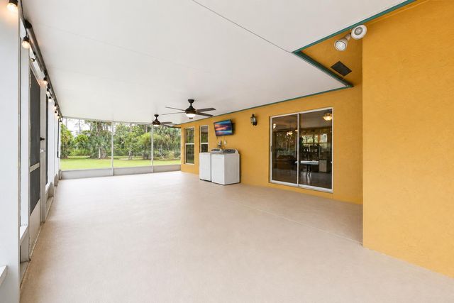 2195 F Road, Loxahatchee, FL 33470
