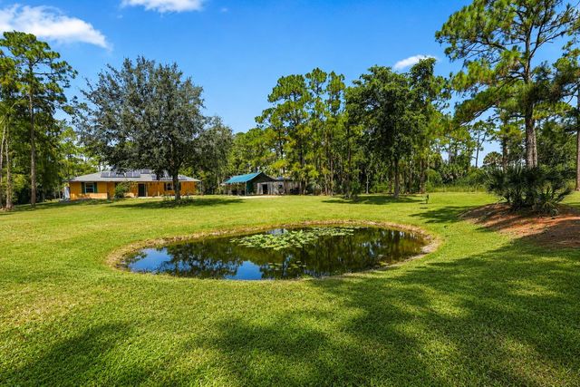 2195 F Road, Loxahatchee, FL 33470