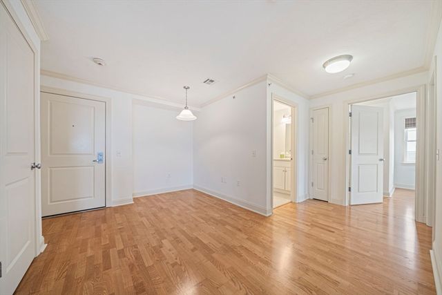 555 Page St 305, Stoughton, MA 02072