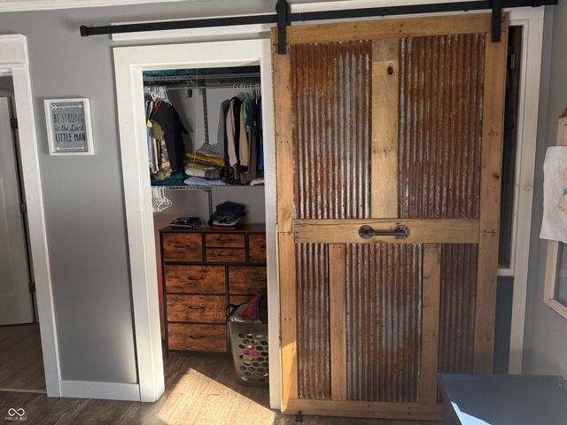 135 W Loretta Drive, Indianapolis, IN 46217